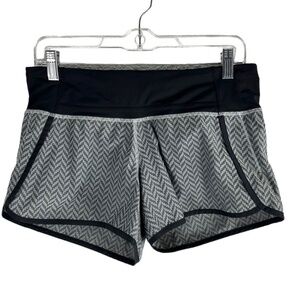 Lululemon Run Times Short Giant Herringbone Swift Short SZ 6